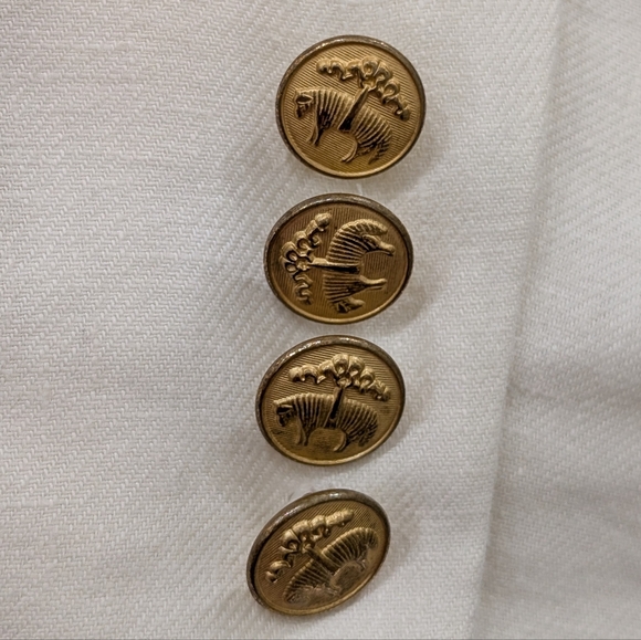 Brooks Brothers Women’s Double-Breasted Baird McNutt Irish Linen Blazer | Cream - Picture 9 of 9